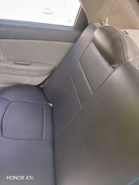 كيا سيراتو 2008 - صورة 2