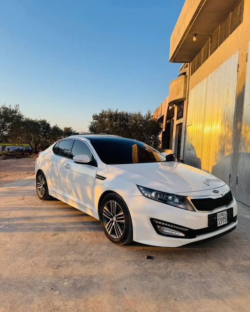 كيا أوبتيما 2011 - صورة 1