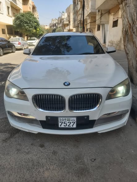 بي ام دبليو 730 Li 2012 - صورة 1