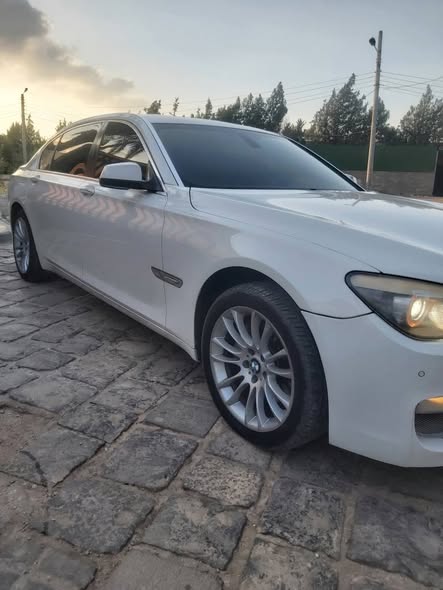 بي ام دبليو 730 Li 2012 - صورة 4