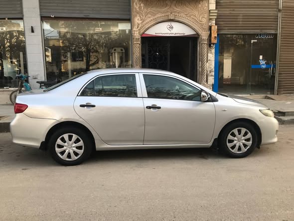 تويوتا كورولا قصة الكامري 2009 - صورة 4