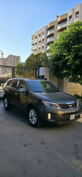 كيا سورينتو 2014 - صورة 2