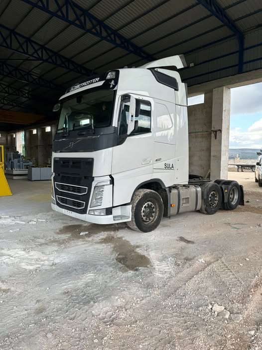 فولفو 460 2017 - صورة 1