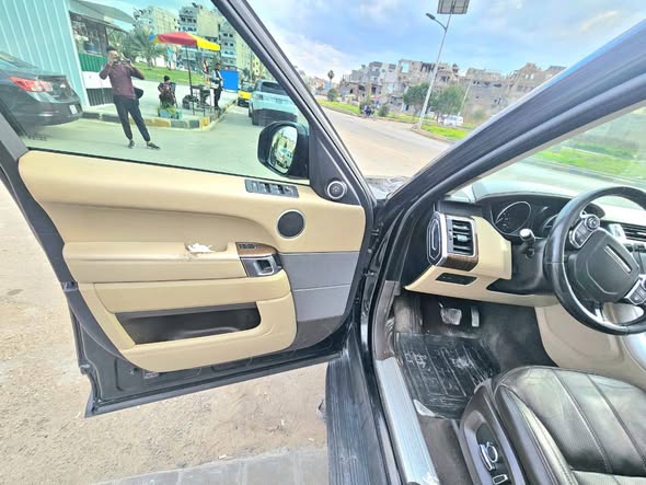 رنج روفر سبورت 2016 - صورة 4