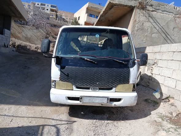 كيا 2700 2001 - صورة 1