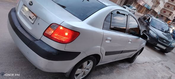 كيا ريو 2007 - صورة 4