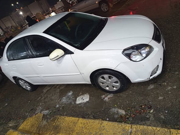 كيا ريو 2011 - صورة 1