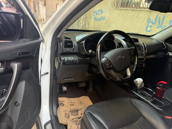 كيا سيرنتو 2015 - صورة 2