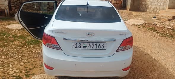 هيونداي اكسنت 2011 - صورة 5