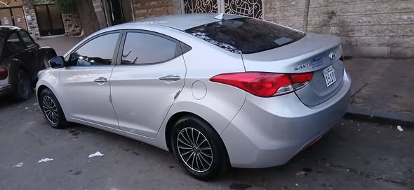 هيونداي الينترا 2012 - صورة 4