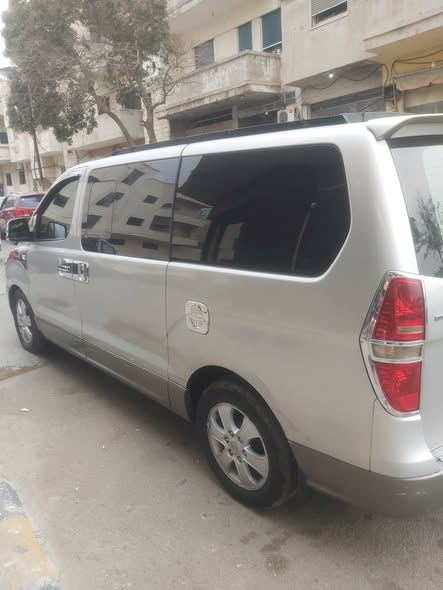 هيونداي H1 سياحي 2011 - صورة 4