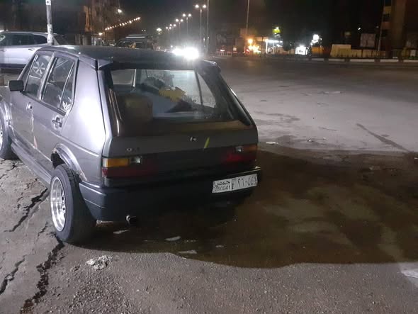 فولكس واجن جولف 1977 - صورة 2