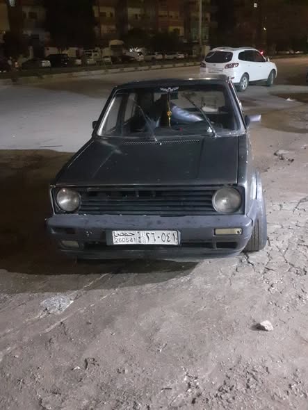 فولكس واجن جولف 1977 - صورة 3