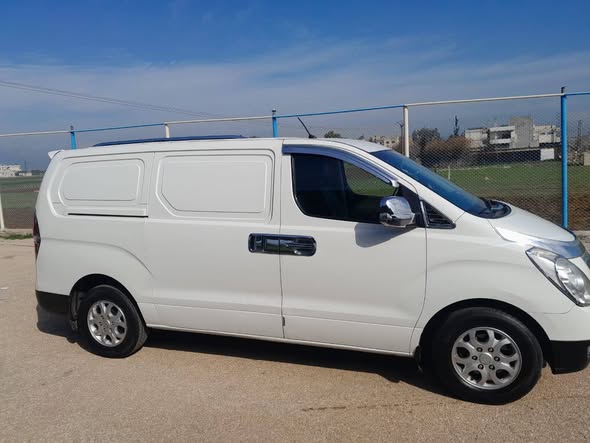 هيونداي H1 2011 - صورة 2