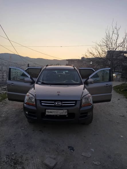 كيا سبورتاج 2005 - صورة 4