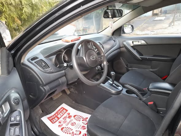 كيا فورتي 2010 - صورة 2