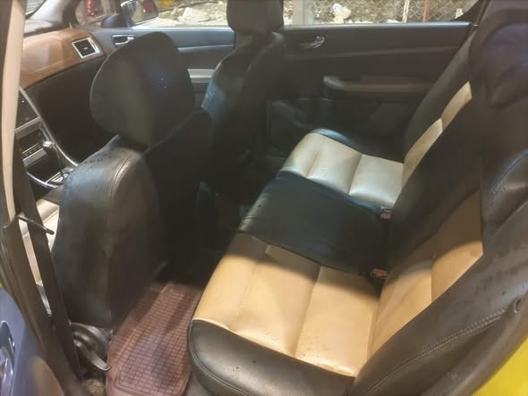 بيجو 307 2002 - صورة 1