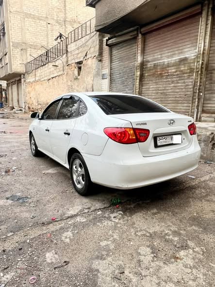 هيونداي افانتي 2008 - صورة 5