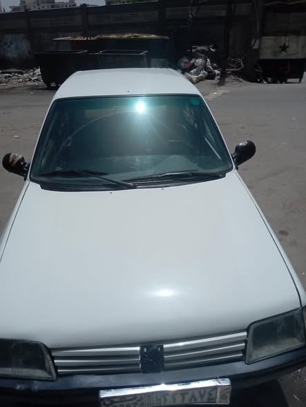 بيجو 205 1989 - صورة 2