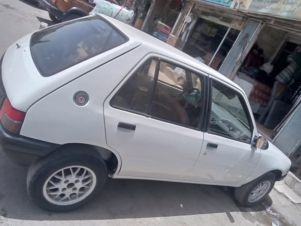 بيجو 205 1989 - صورة 3