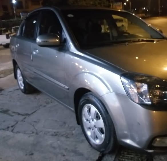 كيا ريو 2010 - صورة 2