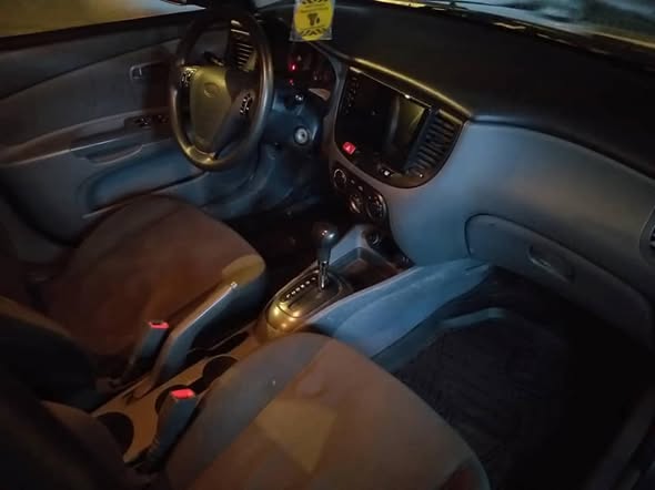 كيا ريو 2010 - صورة 3