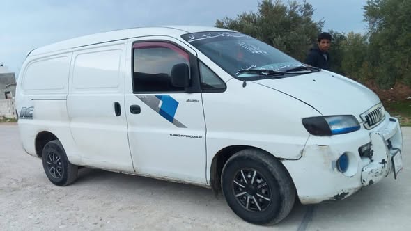 هيونداي ستاركس 1998 - صورة 2