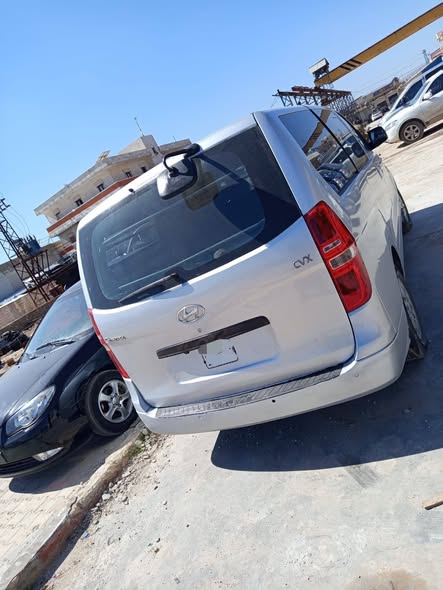 هيونداي إتش وان 2010 - صورة 2