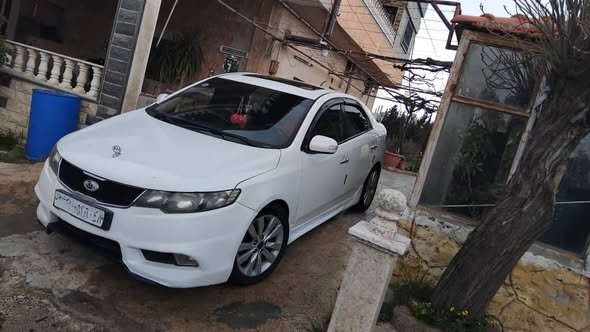 كيا فورتي 2010 - صورة 2