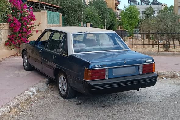 مازدا 929 1983 - صورة 3