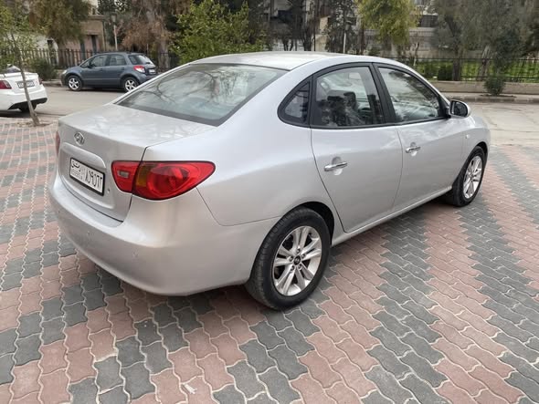 هيونداي افانتي 2007 - صورة 4