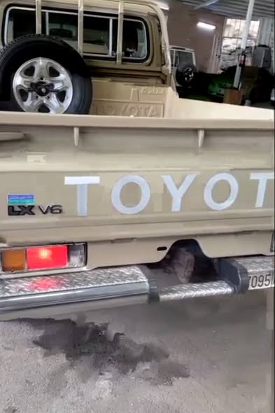 تويوتا شاص 2010 - صورة 3