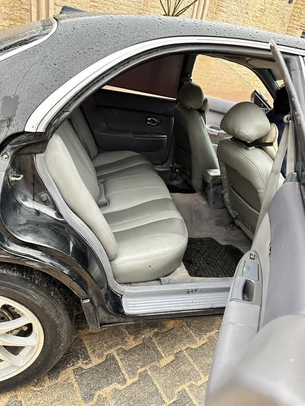 مازدا 929 1994 - صورة 4