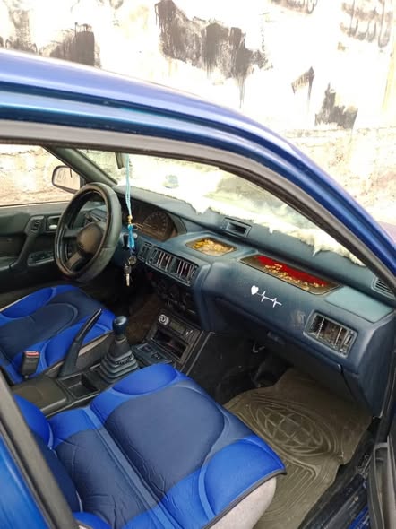 ميتسوبيشي كالانت 1988 - صورة 1