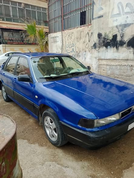 ميتسوبيشي كالانت 1988 - صورة 4