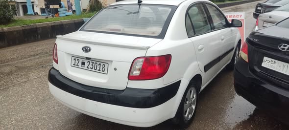 كيا ريو 2009 - صورة 3