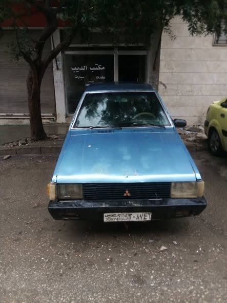 ميتسوبيشي لانسر 1983 - صورة 3