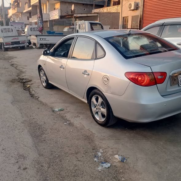 هواندي افانتي 2009 - صورة 4