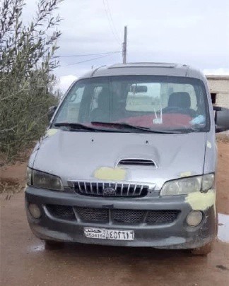 هيونداي ستاركس 2002