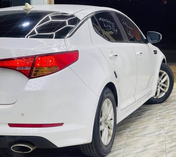 كيا K5 2012 - صورة 2