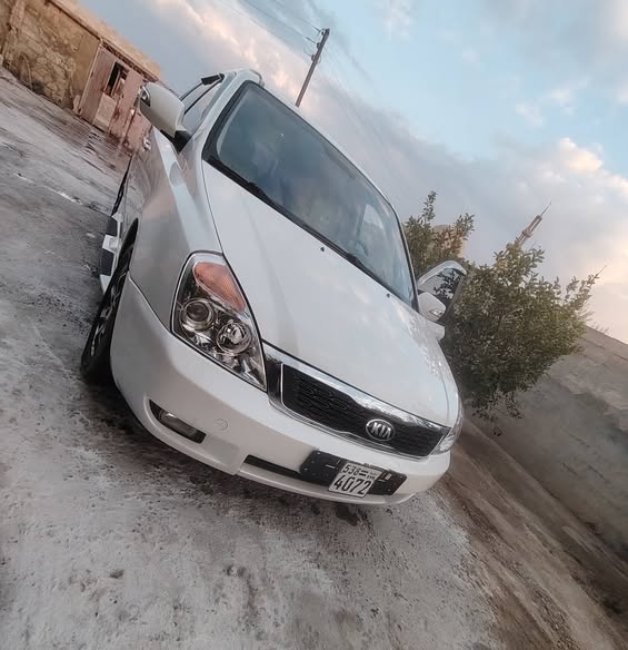 كيا كرنفال 2013 - صورة 1