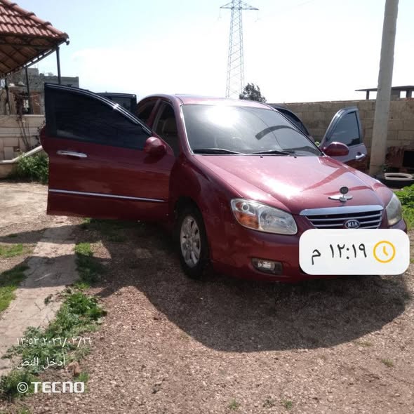 كيا سيراتو 2008 - صورة 1