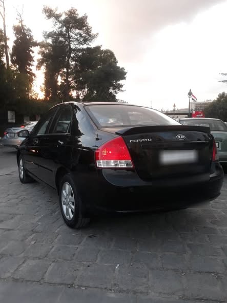 كيا سيراتو 2009 - صورة 3