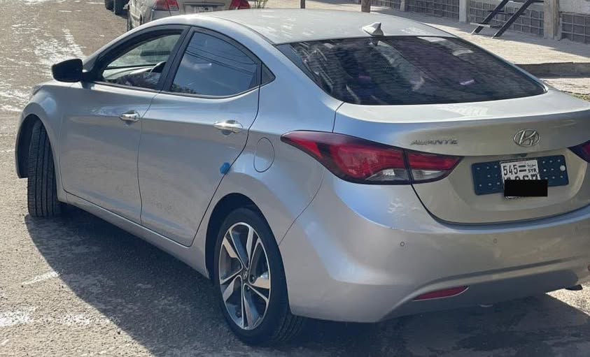 هيونداي افانتي 2013 - صورة 1