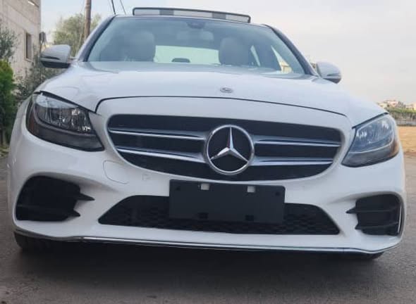 مرسيدس بنز سي 300 2018 - صورة 2