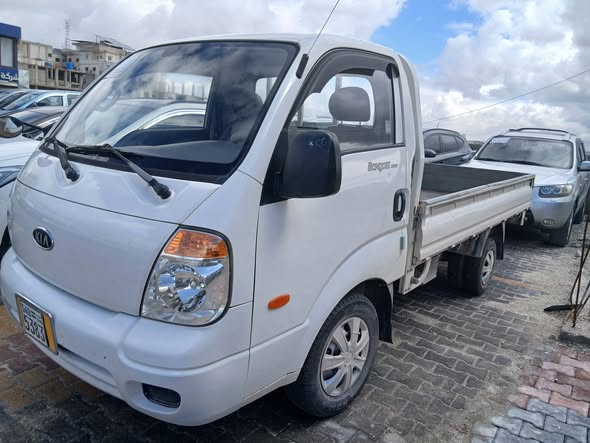 كيا بانغو 2008 - صورة 4