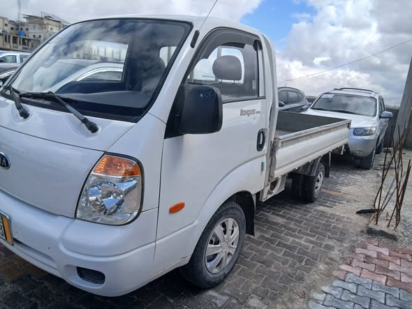 كيا بانغو 2008 - صورة 5