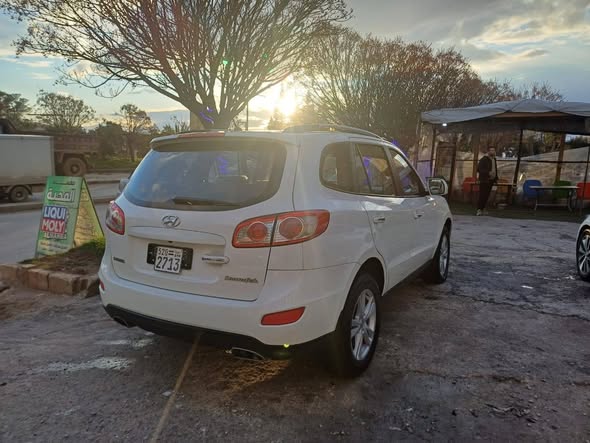 هيونداي سنتافيه 2012 - صورة 4