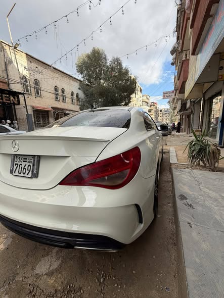 مرسيدس sla 2018 - صورة 2