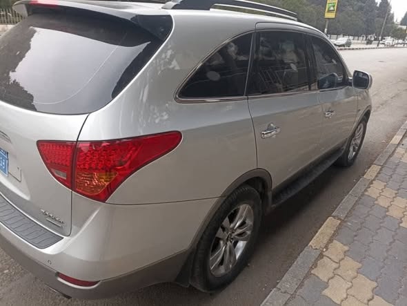 هونداي ڤيرا كروز 2010 - صورة 3